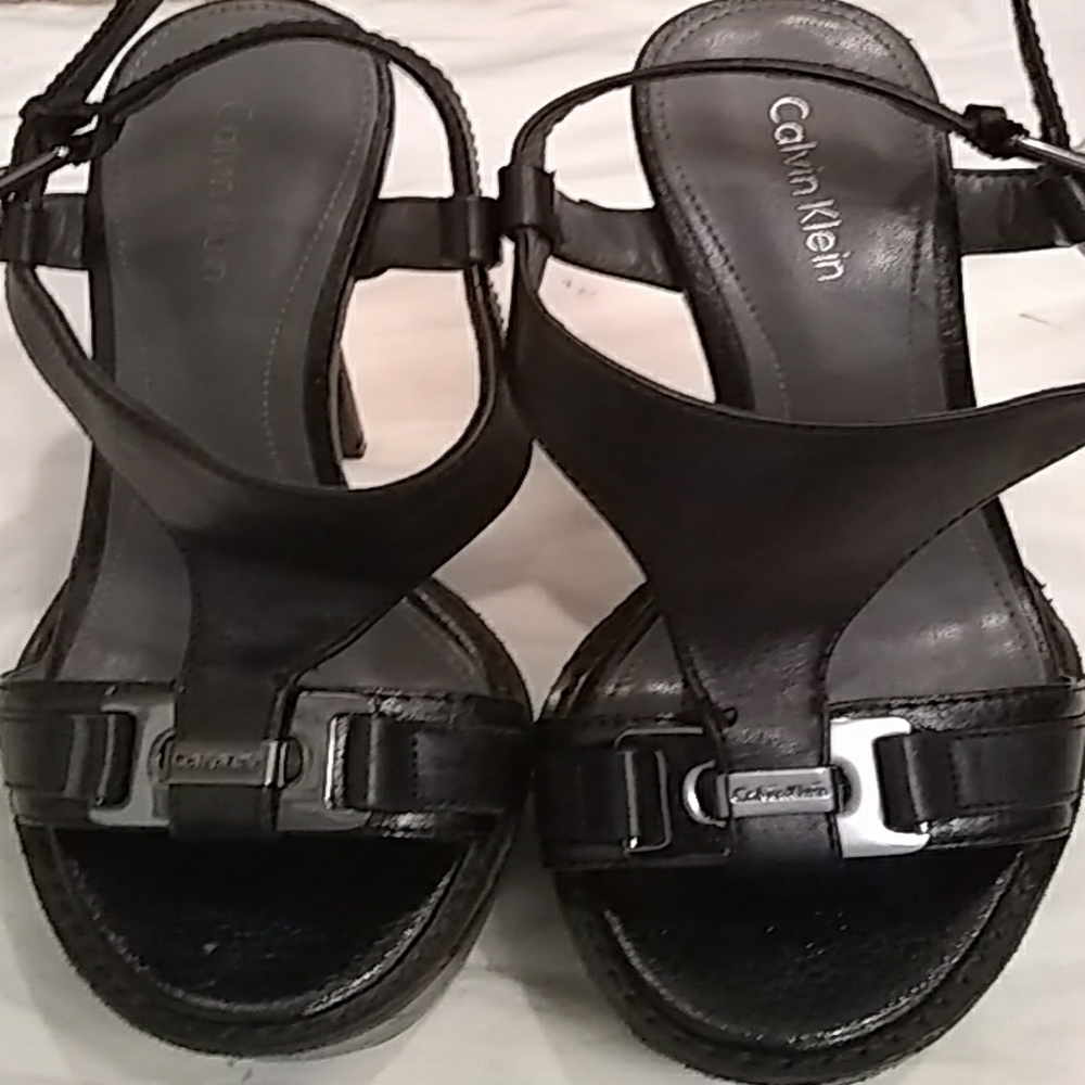 Super sexy Calvin Klein heels!